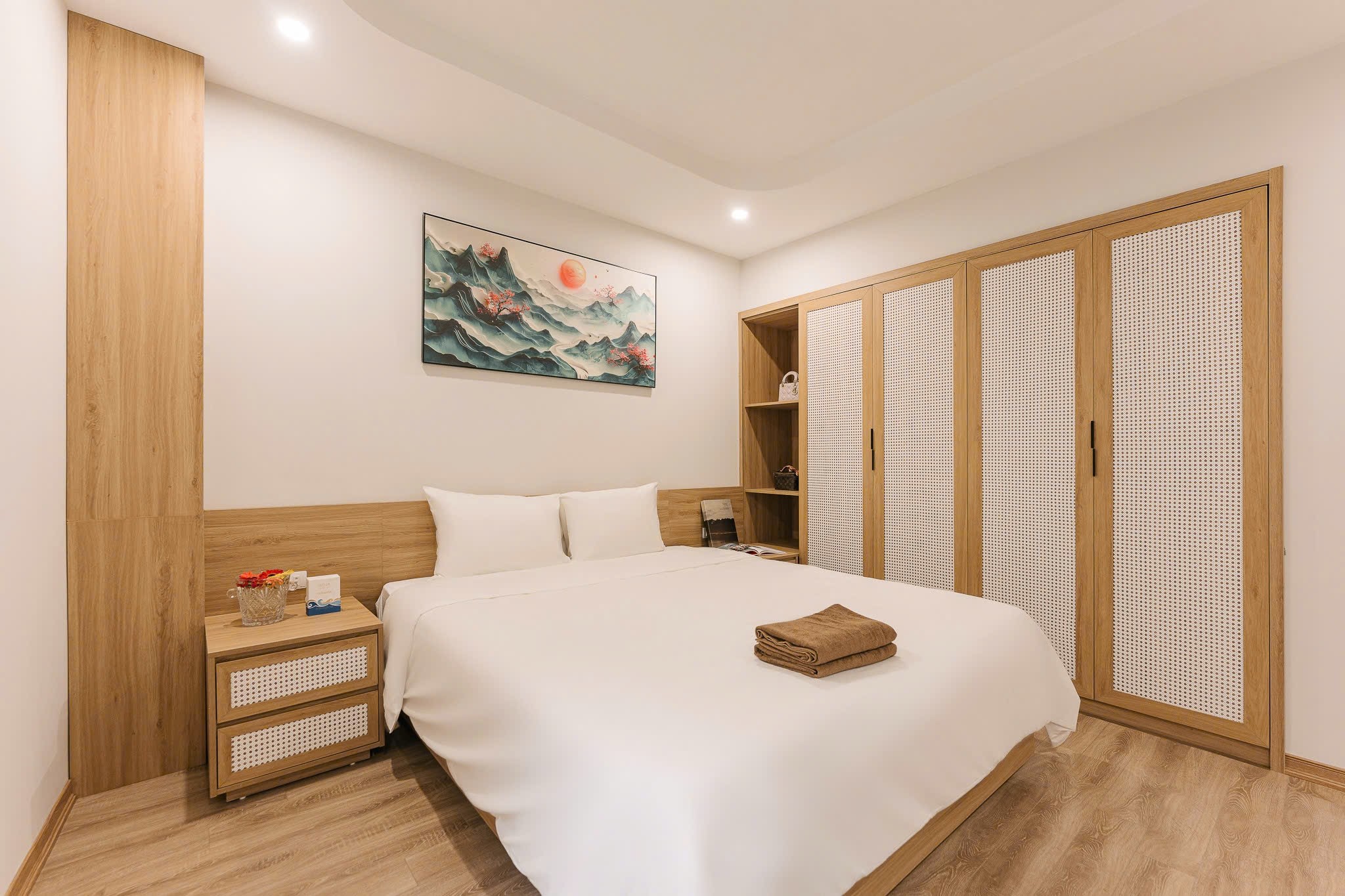Bán nhà mặt phố Đồng Cổ 78m2, 7T thang máy, MT5m gần Hồ Tây chỉ 22.3 tỷ - Ảnh 1